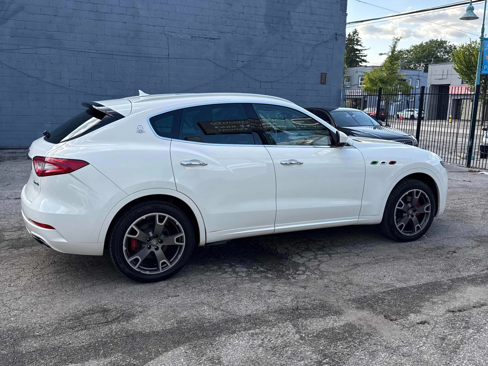 Maserati Levante  * * CARFAX * * АВТО КРЕДИТ * *  - изображение 3