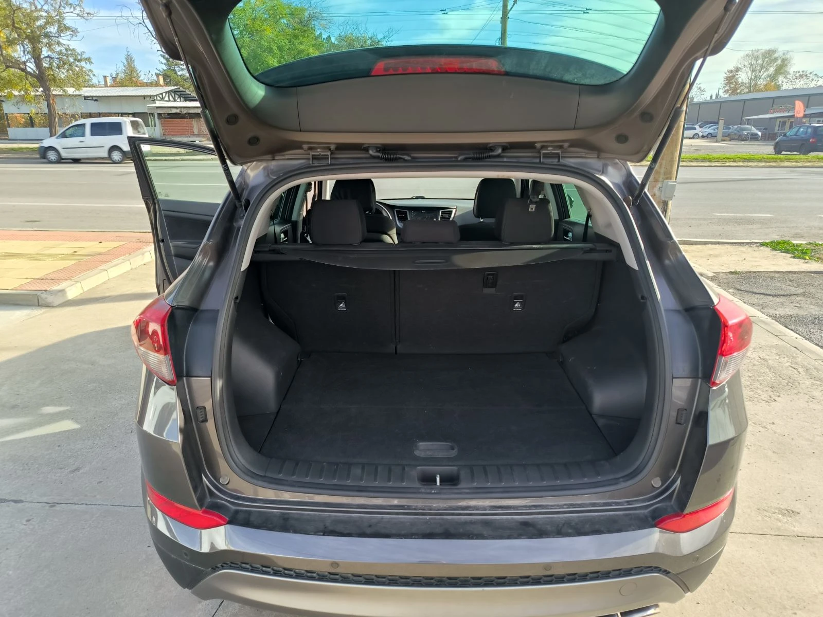 Hyundai Tucson 4x4-Navi-Kamera-Keyless-Euro-6B  | Mobile.bg   11