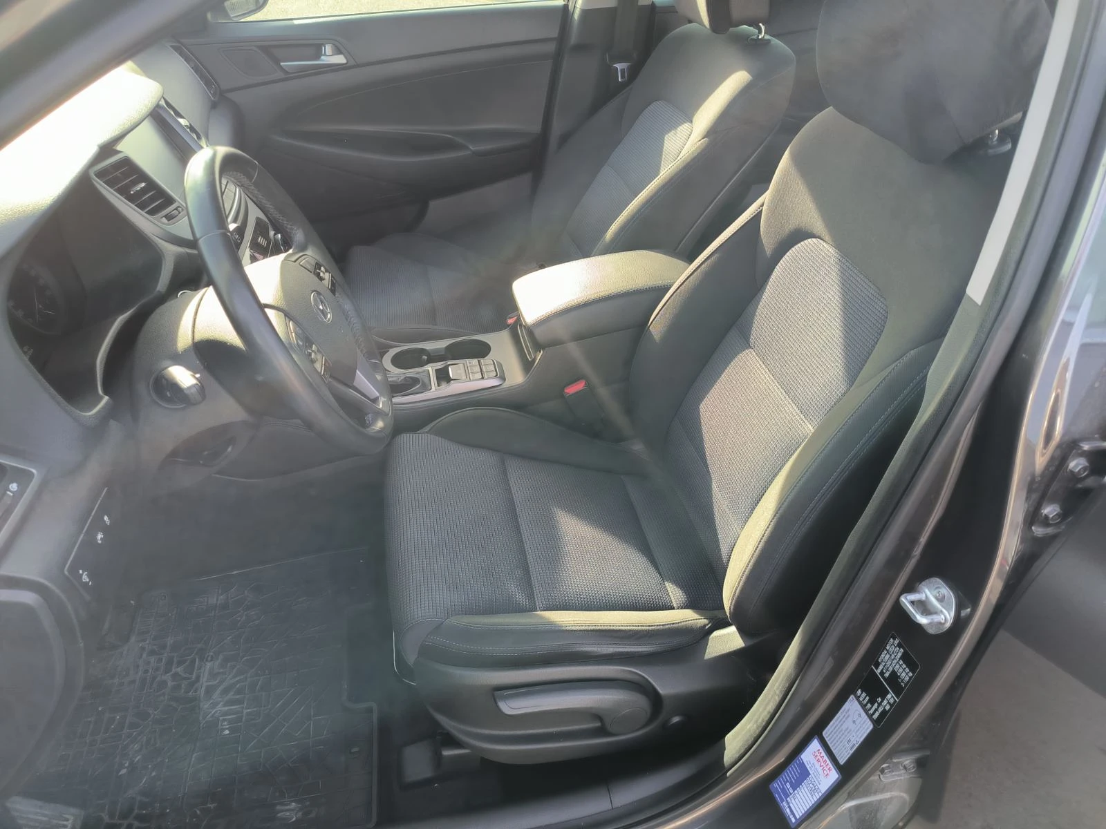 Hyundai Tucson 4x4-Navi-Kamera-Keyless-Euro-6B  | Mobile.bg   15