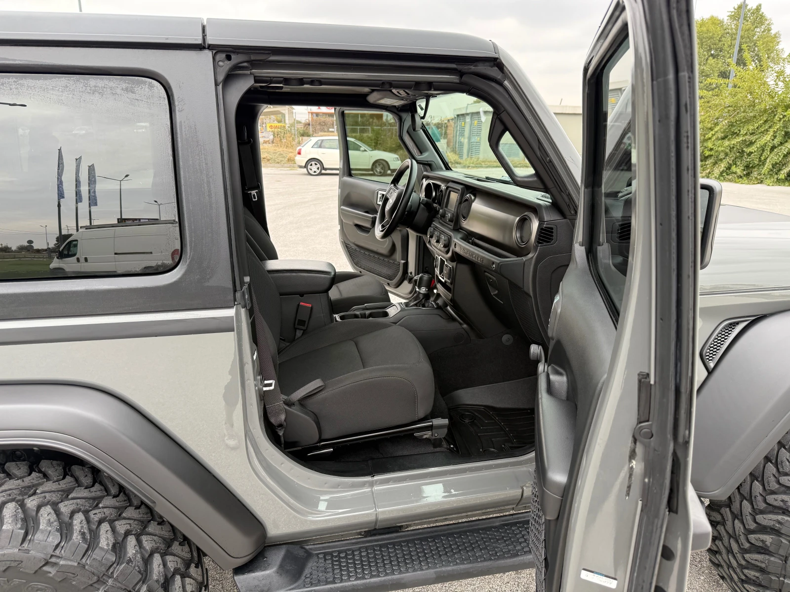 Jeep Wrangler 3.6i-SPORT-95000kmTOP | Mobile.bg   8