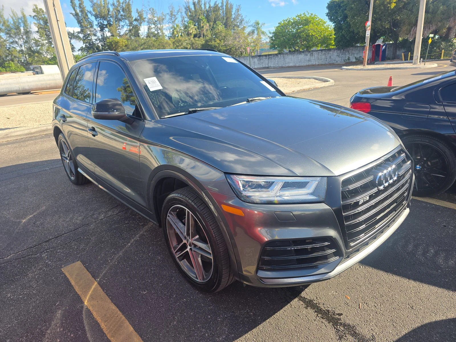 Audi SQ5 PREMIUM* PLUS* MATRIX* ДИГИТАЛНО* ТАБЛО* 360КАМЕРА - изображение 3