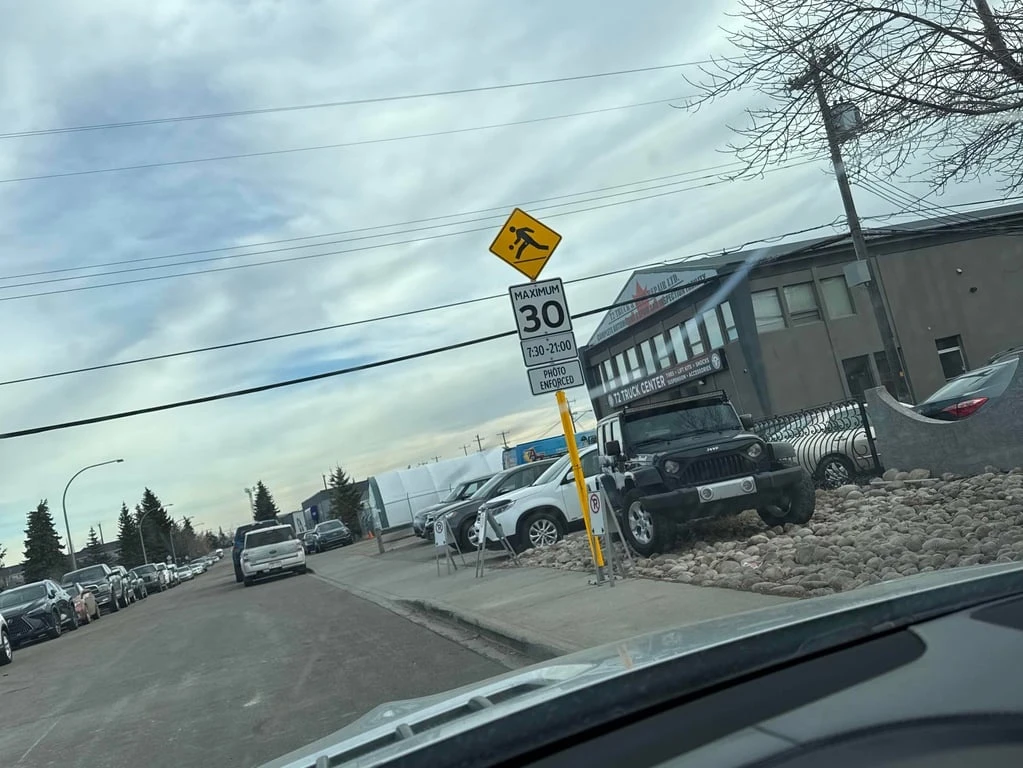 Mercedes-Benz GLE * AMG 63 S * CARFAX *    | Mobile.bg   11