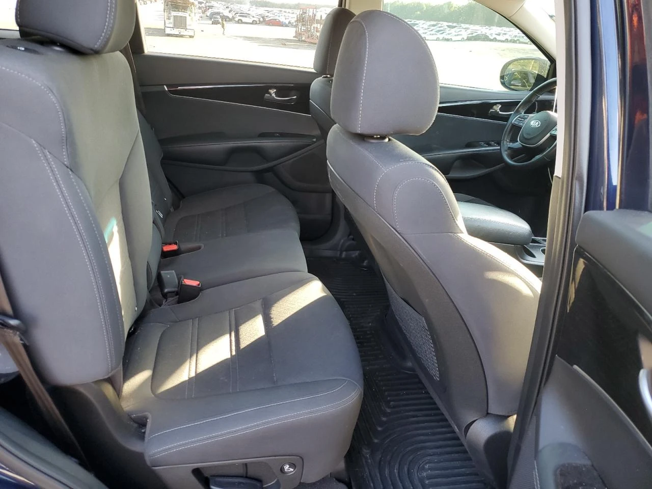 Kia Sorento * *  | Mobile.bg   11