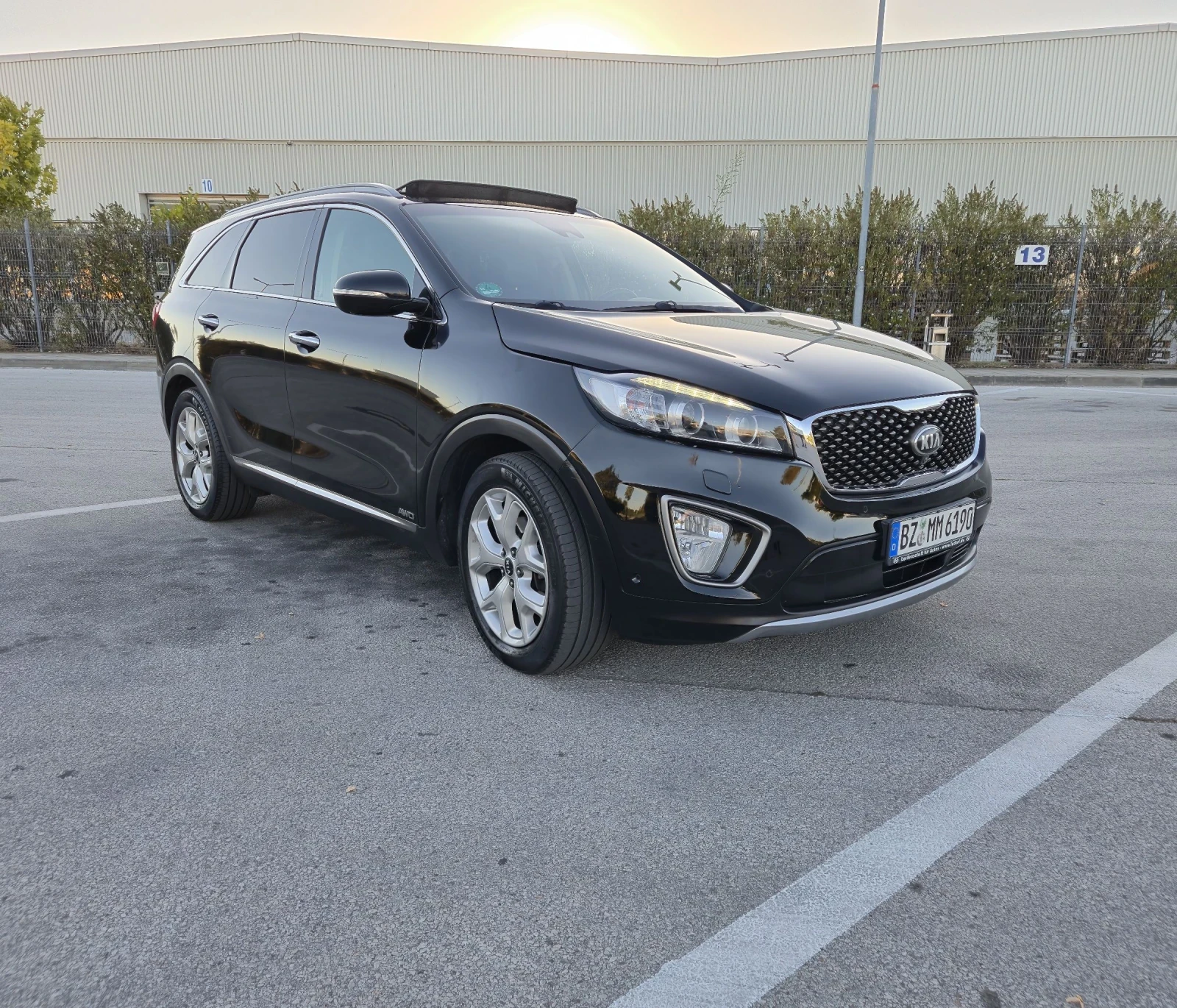 Kia Sorento PLATINIUM 2.2CRDI 4WD CARPLAY WAZE 360 ������ | Mobile.bg � ����������� 1