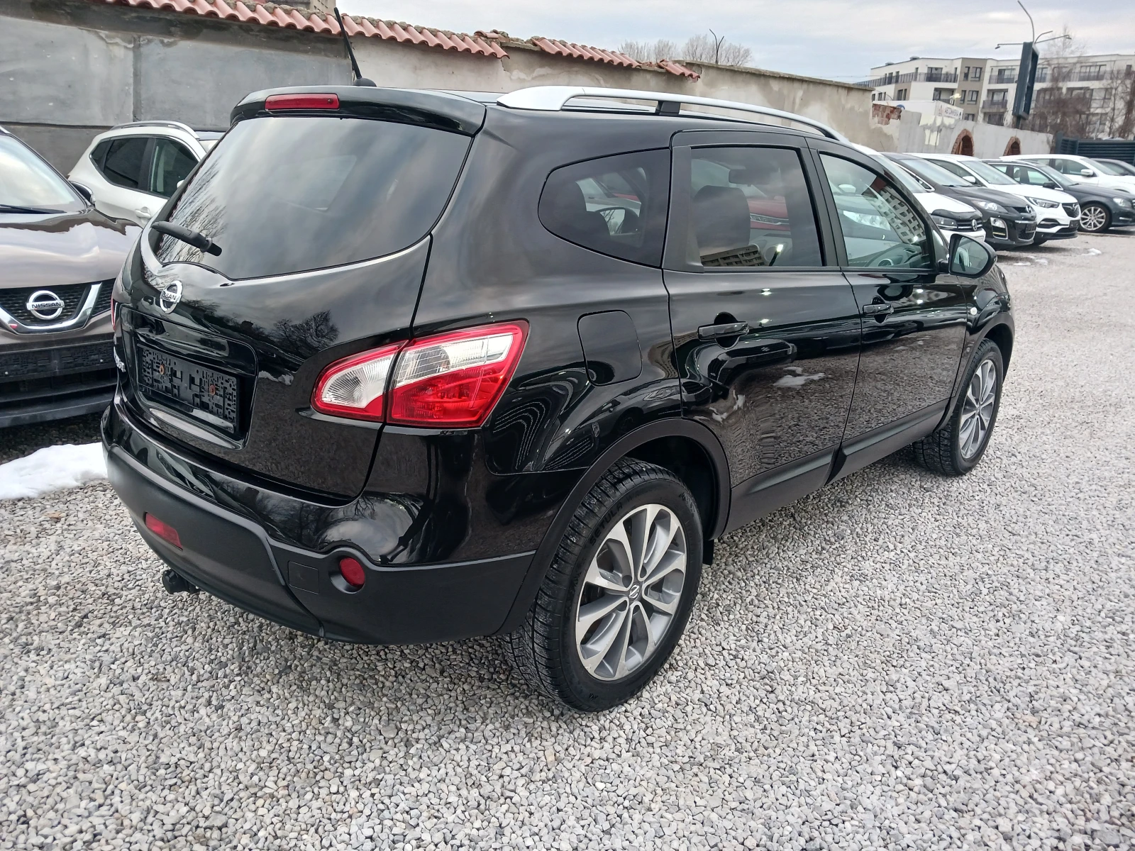 Nissan Qashqai + 2= 2.0 I= 4x4= FULL=  | Mobile.bg � ����������� 4