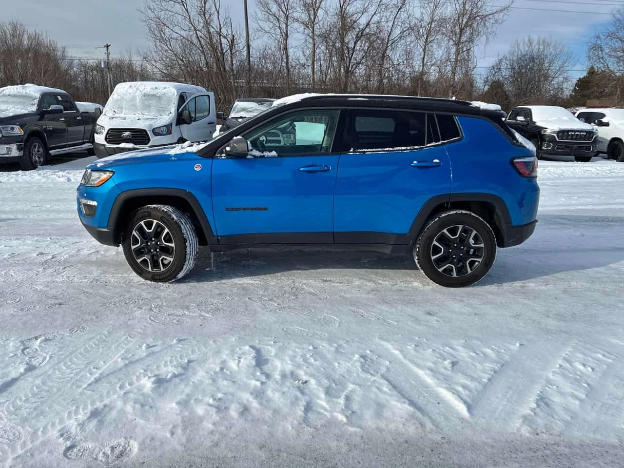 Jeep Compass Trailhawk 4x4 | ПОДГРЕВИ | KEYLESS | CARFAX - изображение 2