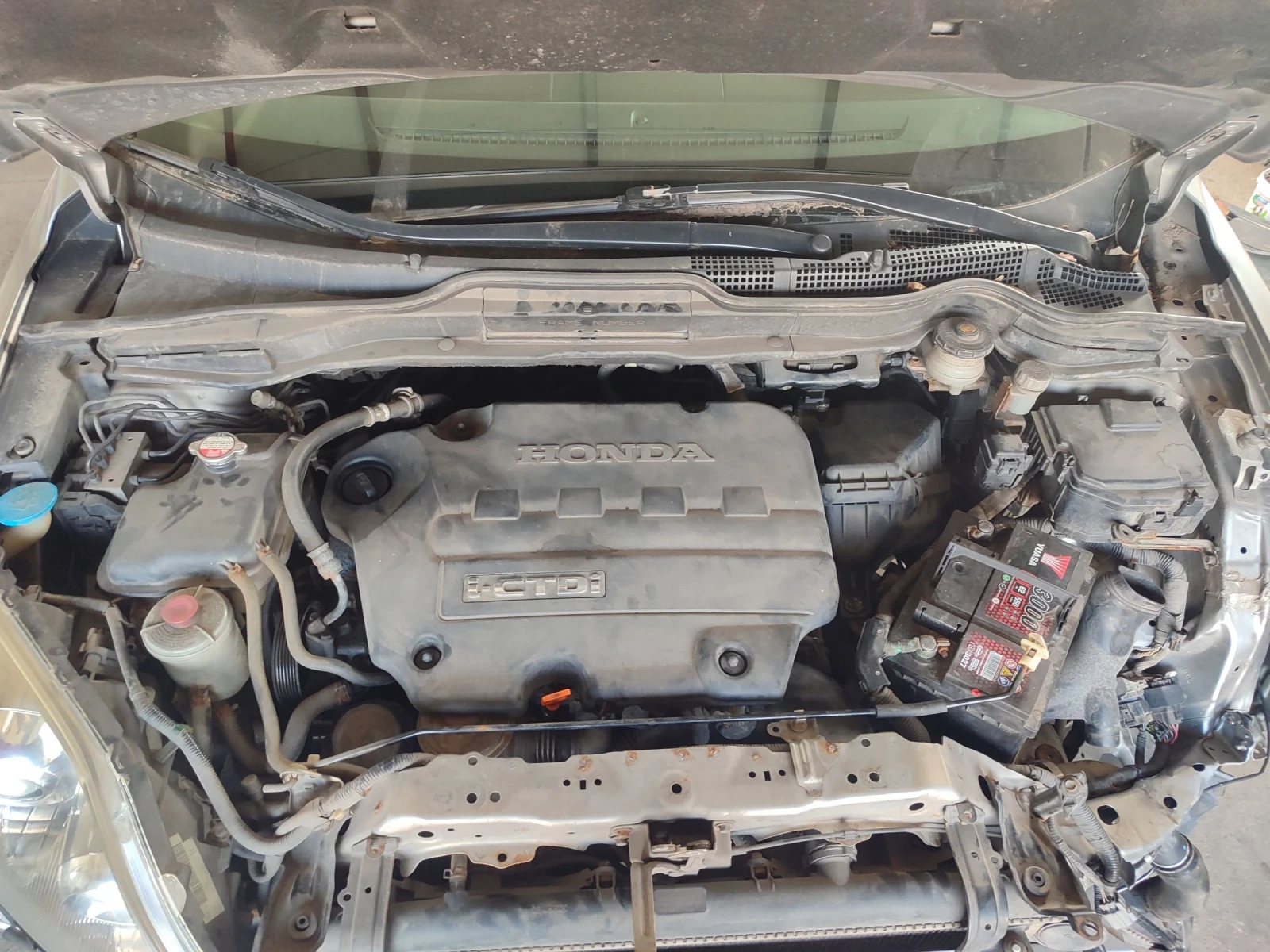 Honda Cr-v 2.2/140/Executive , снимка 9 - Автомобили и джипове - 54032583