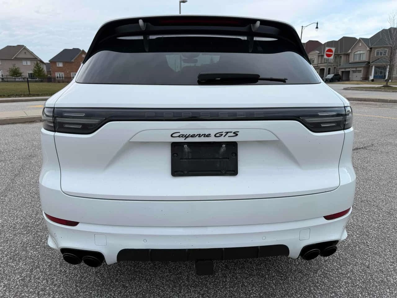 Porsche Cayenne * GTS * ПАНОРАМА* КАМЕРА* ДИСТРОНИК* , снимка 4 - Автомобили и джипове - 54145265