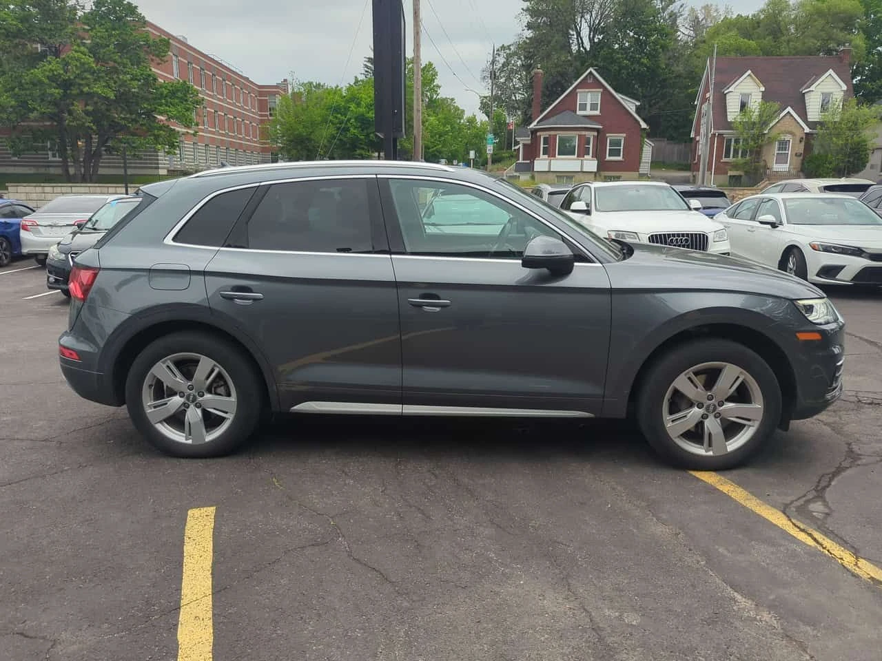 Audi Q5 * Technik * CARFAX * B&O * 360 КАМЕРА * ПАНОРАМА, снимка 3 - Автомобили и джипове - 54809978