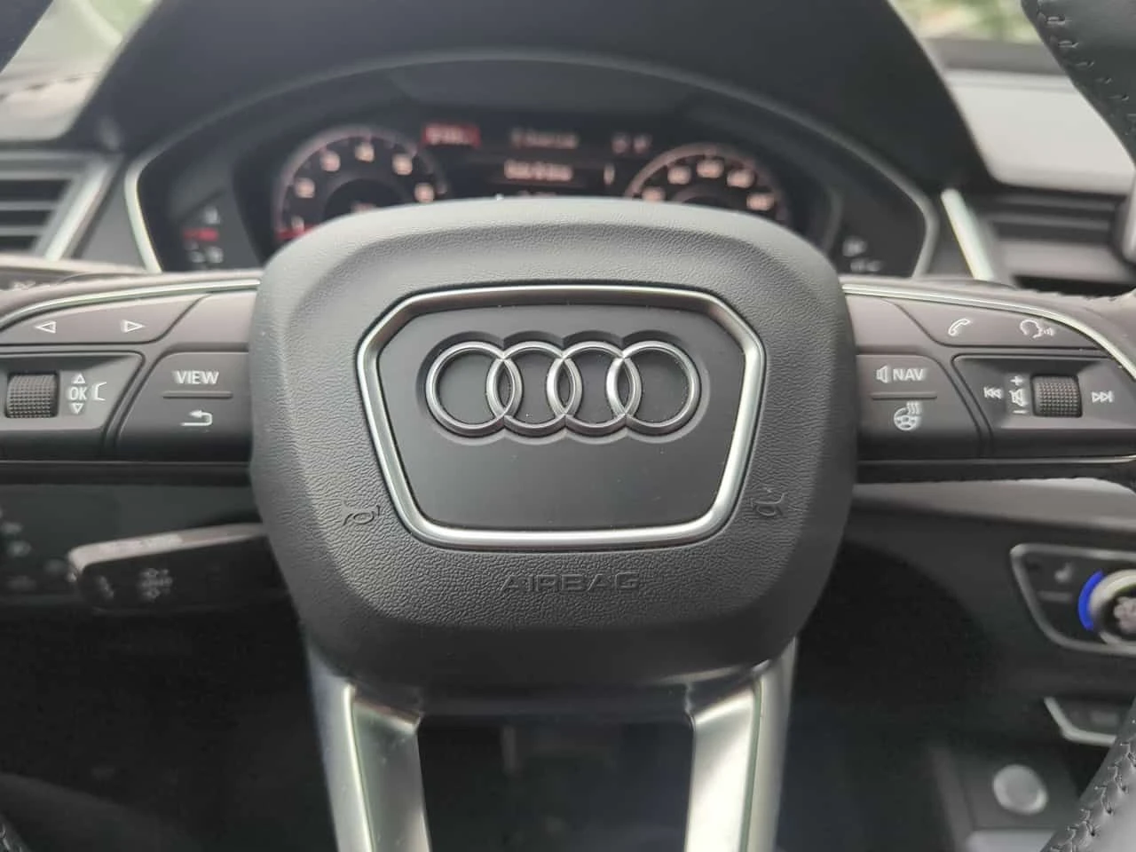Audi Q5 * Technik * CARFAX * B&O * 360 КАМЕРА * ПАНОРАМА, снимка 10 - Автомобили и джипове - 54809978