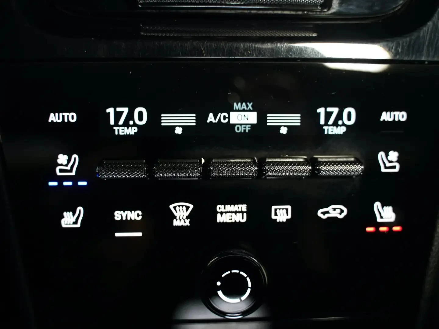 Porsche Cayenne PREMIUM PLUS PKG / DUAL SCREEN / ПАНОРАМА / ОБДУХ , снимка 13 - Автомобили и джипове - 54986900