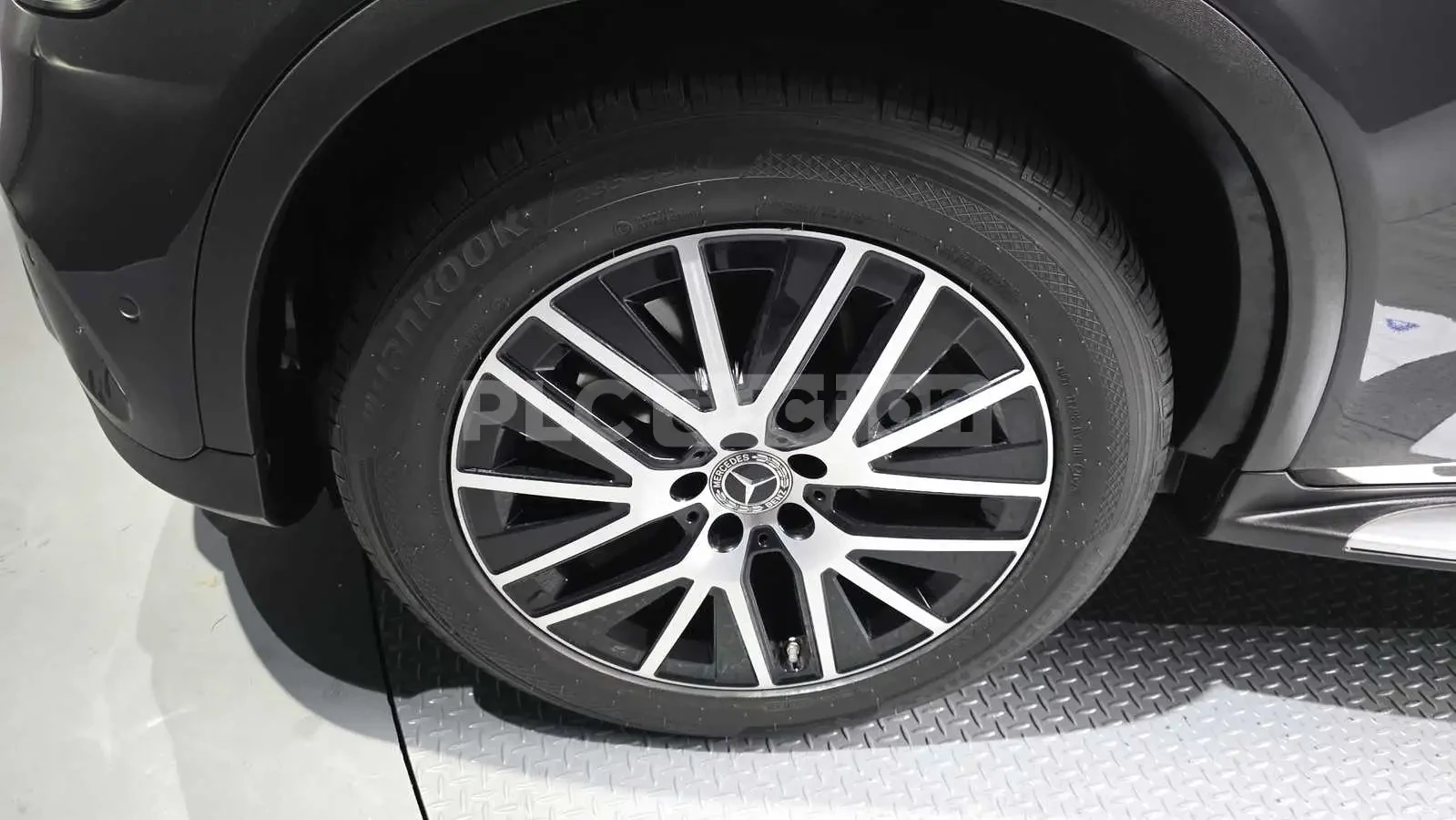 Mercedes-Benz GLC 220 HEAD-UP * ПОДГРЕВИ * ПАНО * KEYLESS, снимка 5 - Автомобили и джипове - 54997358