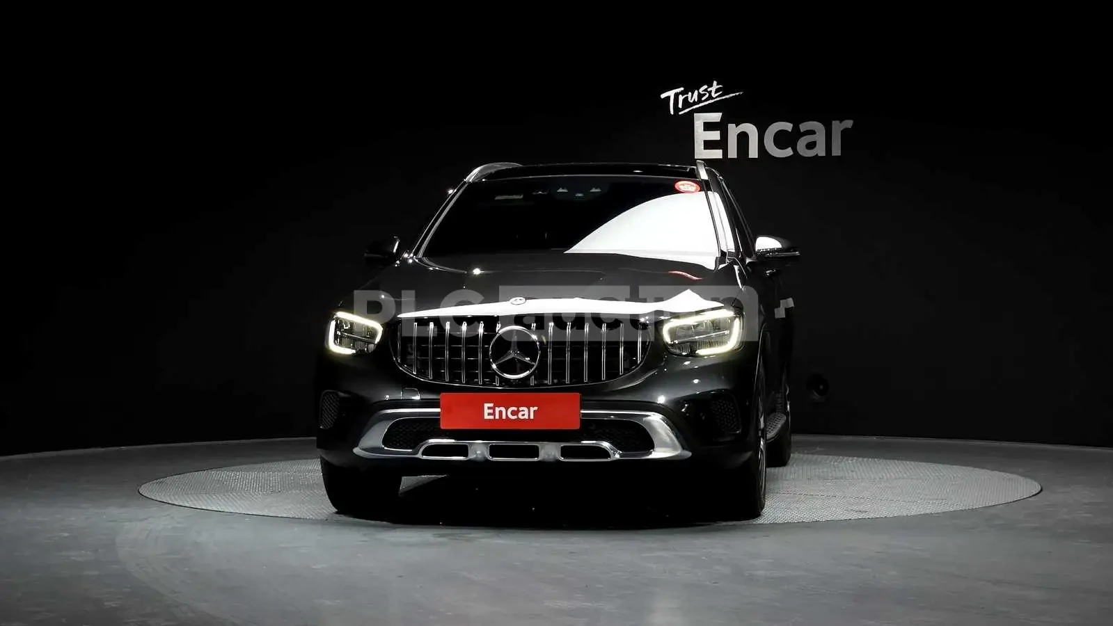 Mercedes-Benz GLC 220 HEAD-UP * ПОДГРЕВИ * ПАНО * KEYLESS, снимка 3 - Автомобили и джипове - 54997358