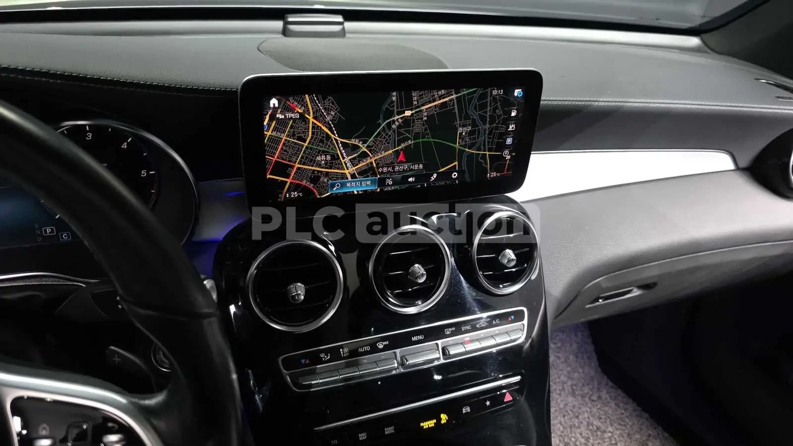 Mercedes-Benz GLC 220 HEAD-UP * ПОДГРЕВИ * ПАНО * KEYLESS, снимка 14 - Автомобили и джипове - 54997358