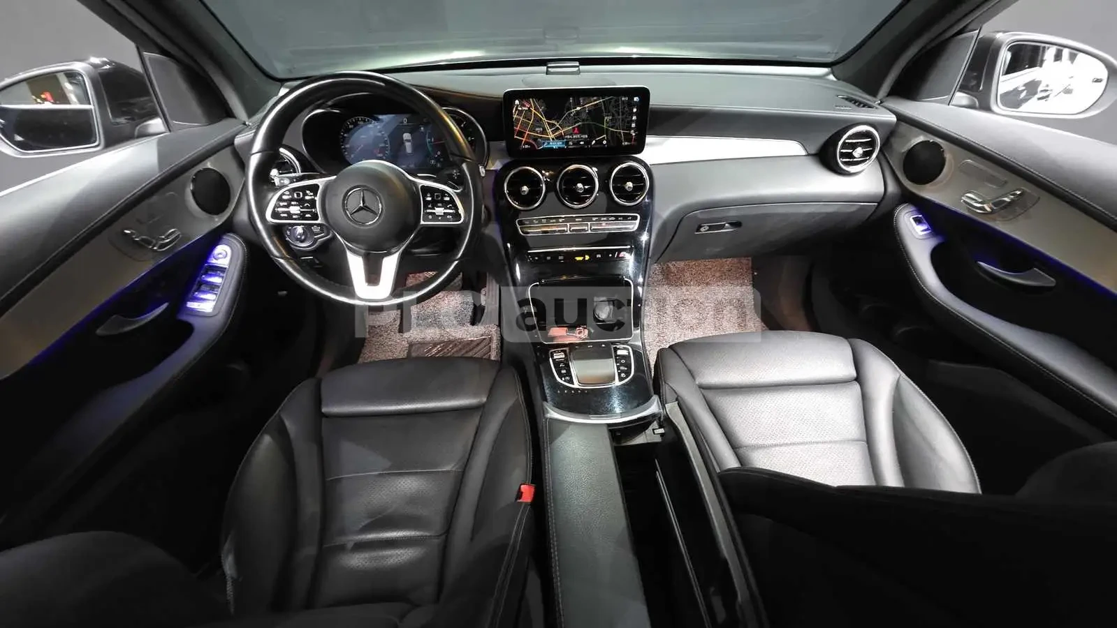 Mercedes-Benz GLC 220 HEAD-UP * ПОДГРЕВИ * ПАНО * KEYLESS, снимка 7 - Автомобили и джипове - 54997358
