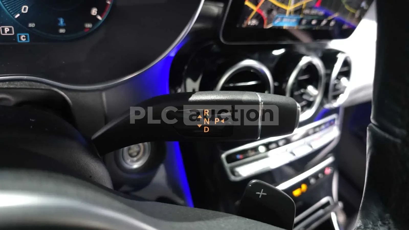 Mercedes-Benz GLC 220 HEAD-UP * ПОДГРЕВИ * ПАНО * KEYLESS, снимка 9 - Автомобили и джипове - 54997358