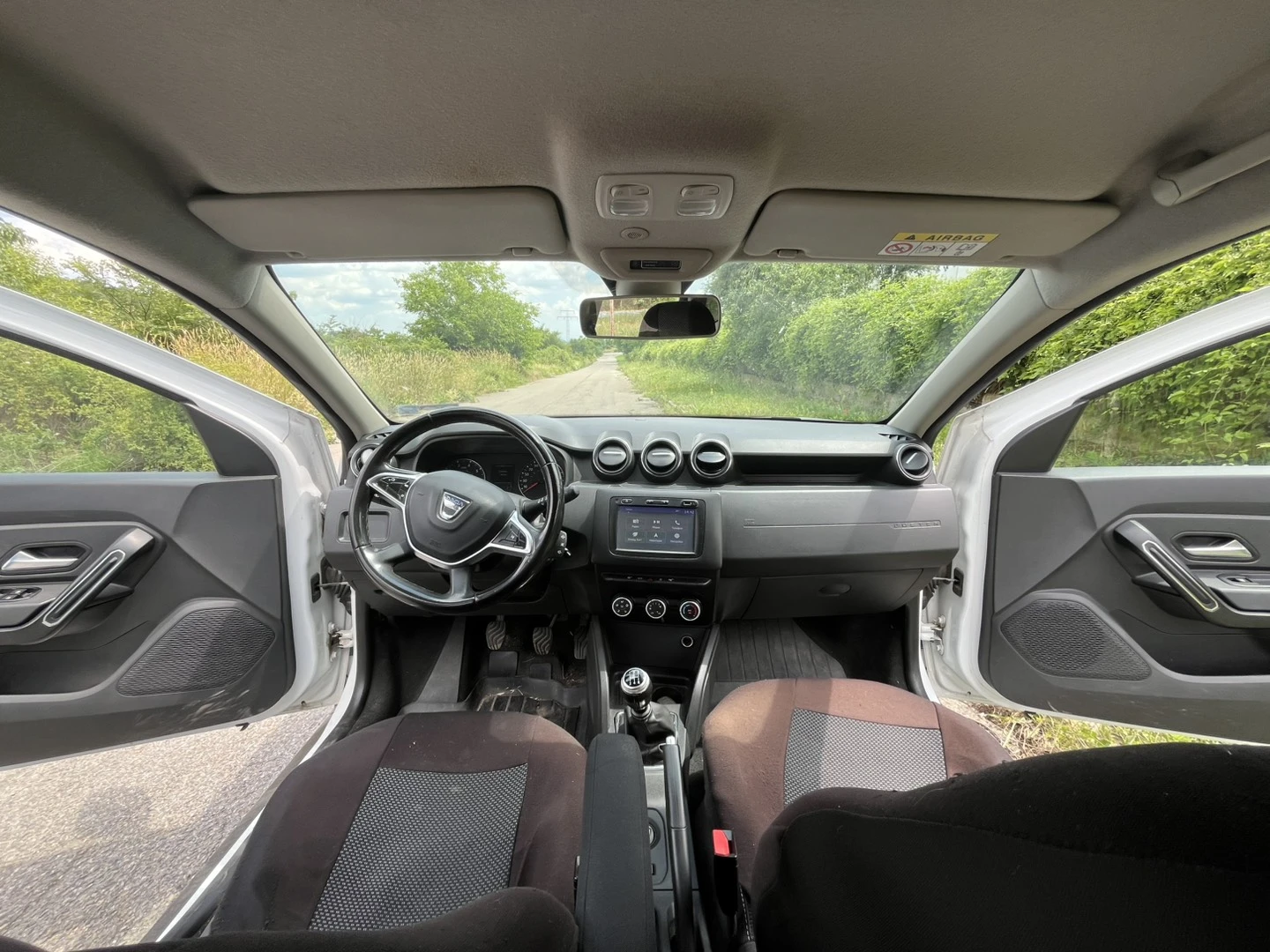 Dacia Duster, снимка 5 - Автомобили и джипове - 55099804