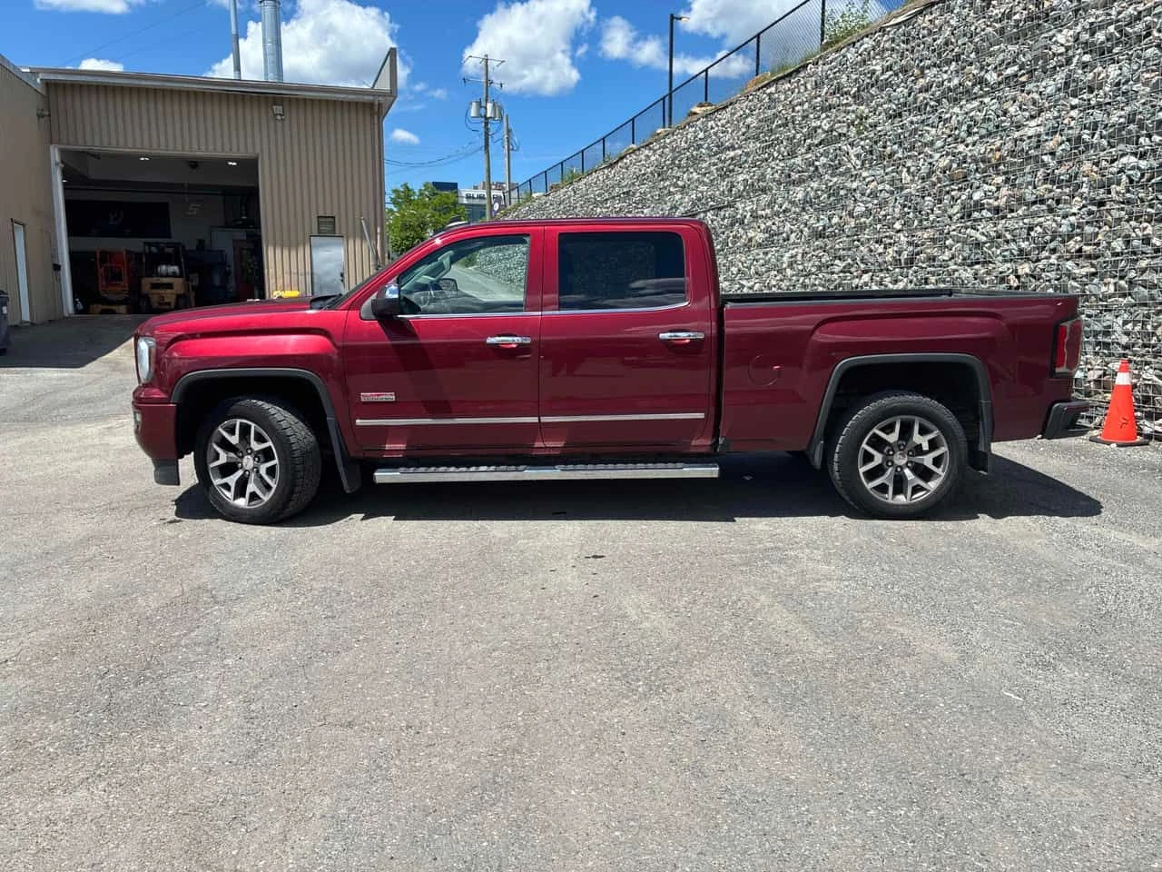 Gmc Sierra * SLT * АВТОКРЕДИТ БЕЗ ПЪРВОНАЧАЛНА ВНОСКА* , снимка 2 - Автомобили и джипове - 55137942