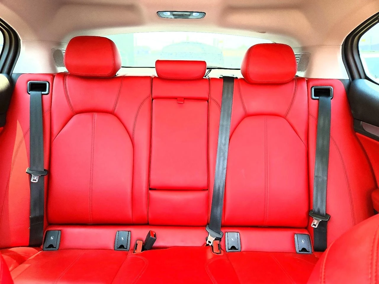Alfa Romeo Stelvio Sport* AWD* HARMAN* KARDON* �������* ������*  | Mobile.bg � ����������� 10