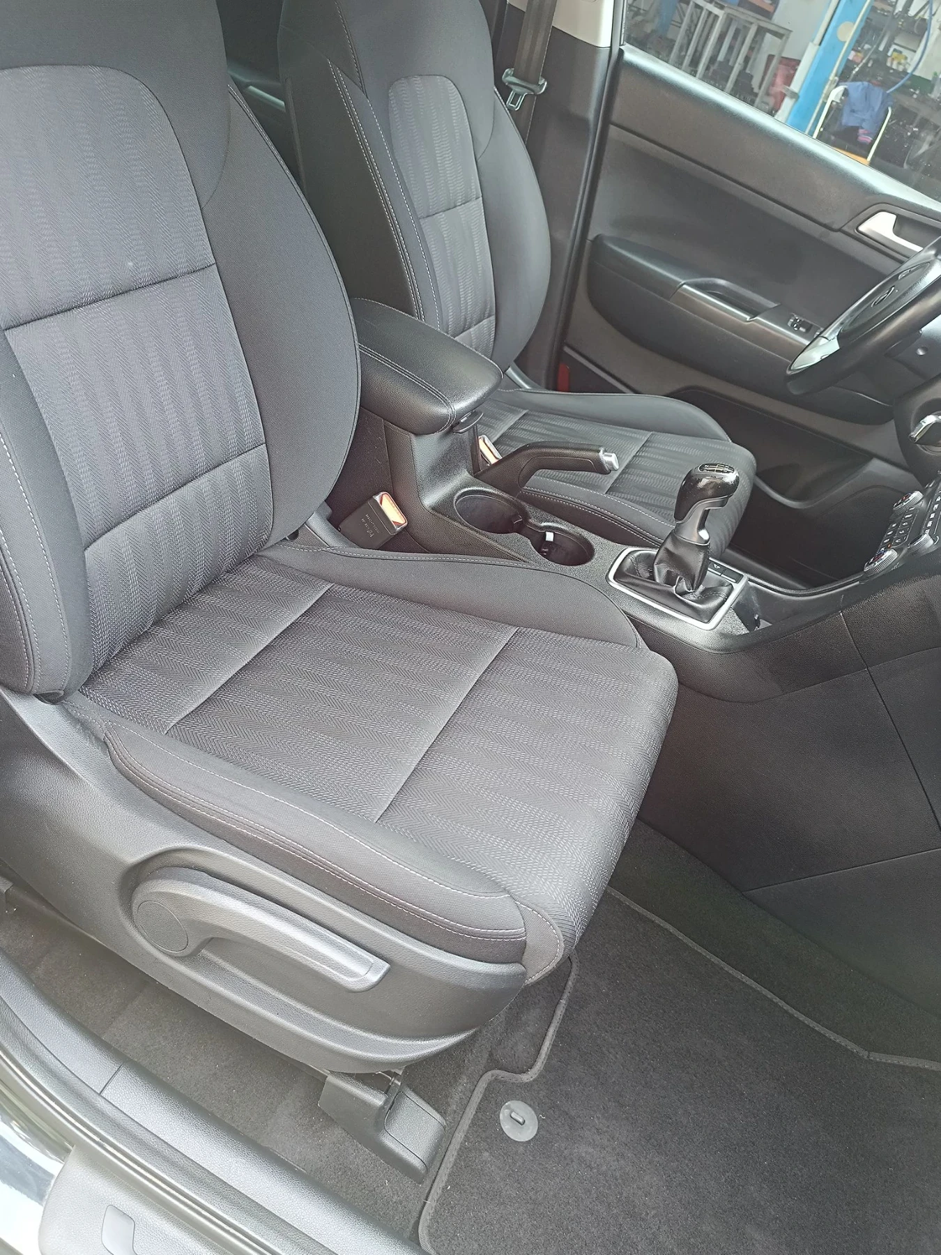 Kia Sportage 1.6 Gdi Бензин Газ 141000км, снимка 12 - Автомобили и джипове - 55937047
