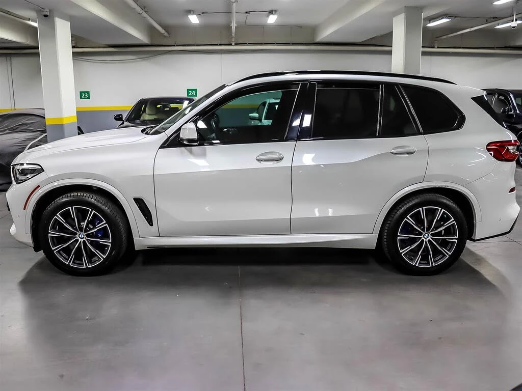 BMW X5 xDrive40i /M sport/ Панорама/Adaptive cruis/Криста, снимка 2 - Автомобили и джипове - 55940435