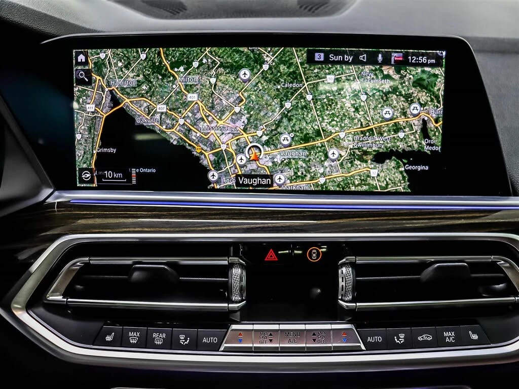 BMW X5 xDrive40i /M sport/ Панорама/Adaptive cruis/Криста, снимка 10 - Автомобили и джипове - 55940435