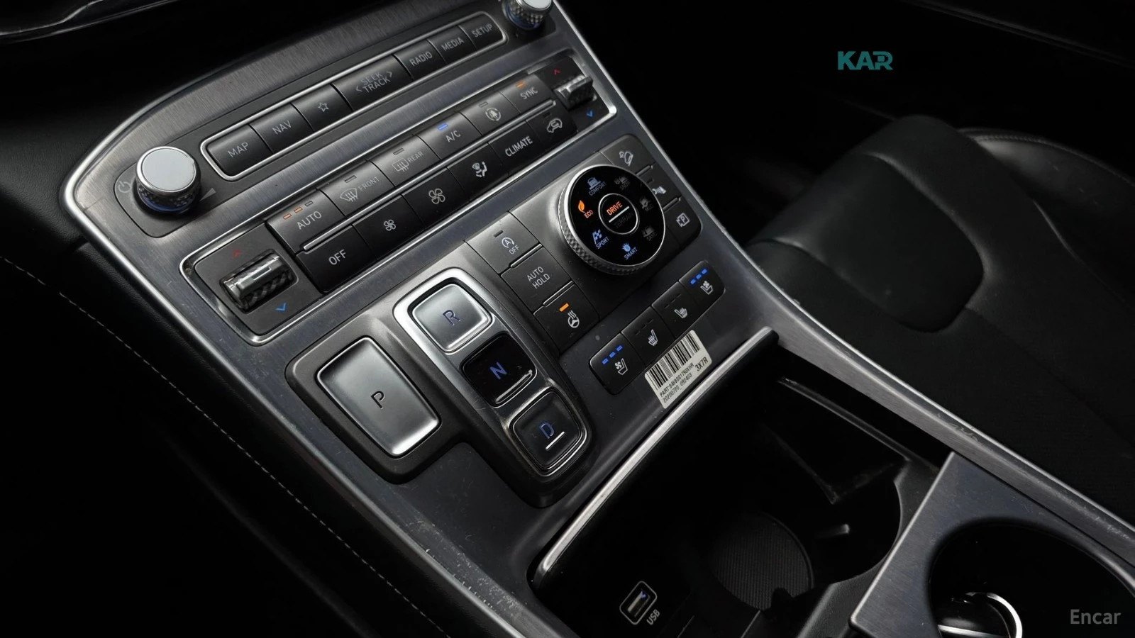 Hyundai Santa fe CALLIGRAPHY* 4x4* 2.2D* DISTRONIC* ПОДГРЕВ* ОБДУХ*, снимка 11 - Автомобили и джипове - 55976995