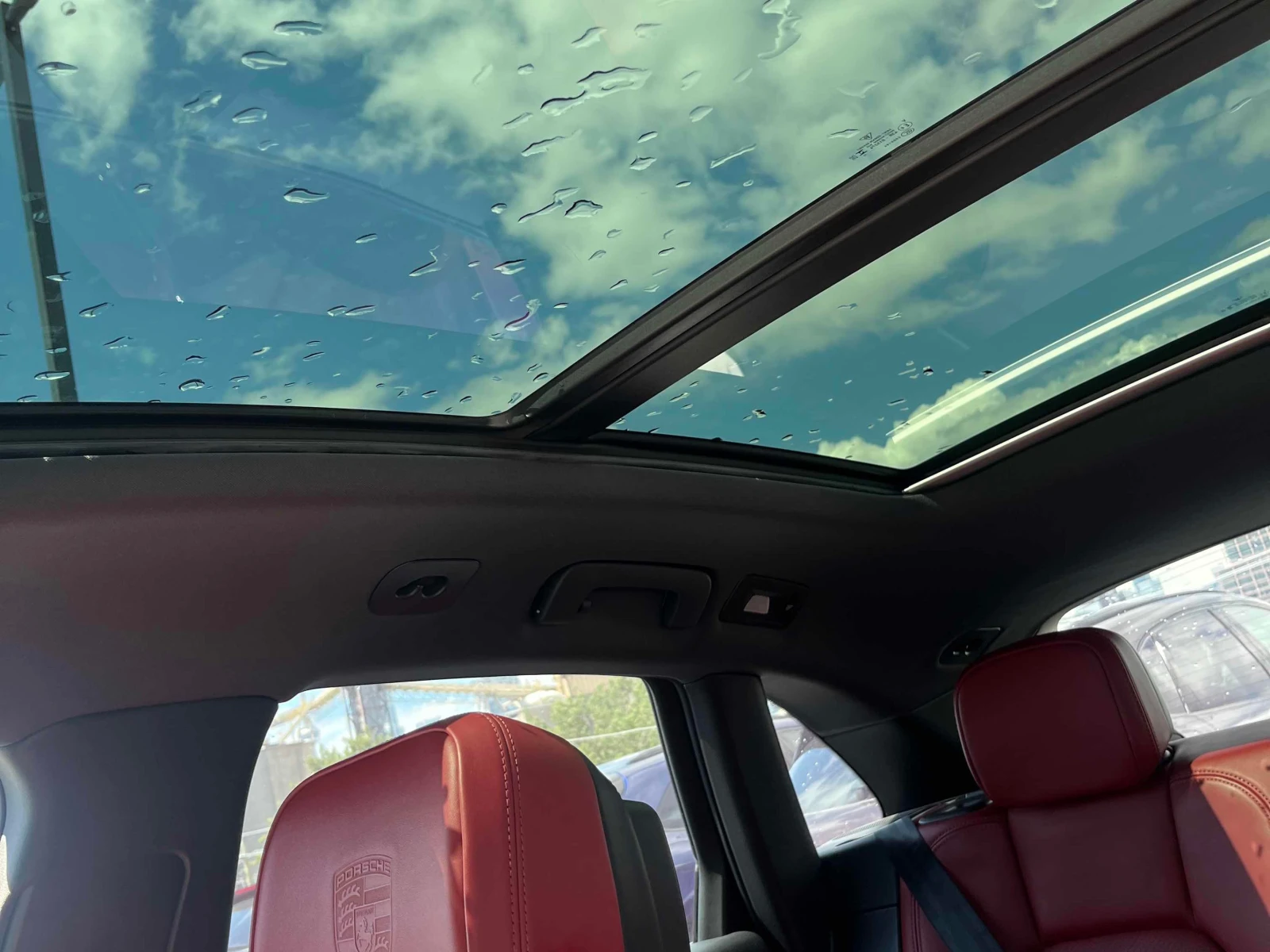 Porsche Macan ОБУДХВАНЕ* ПАНОРАМА* BOSE* CARFAX * , снимка 10 - Автомобили и джипове - 56112949