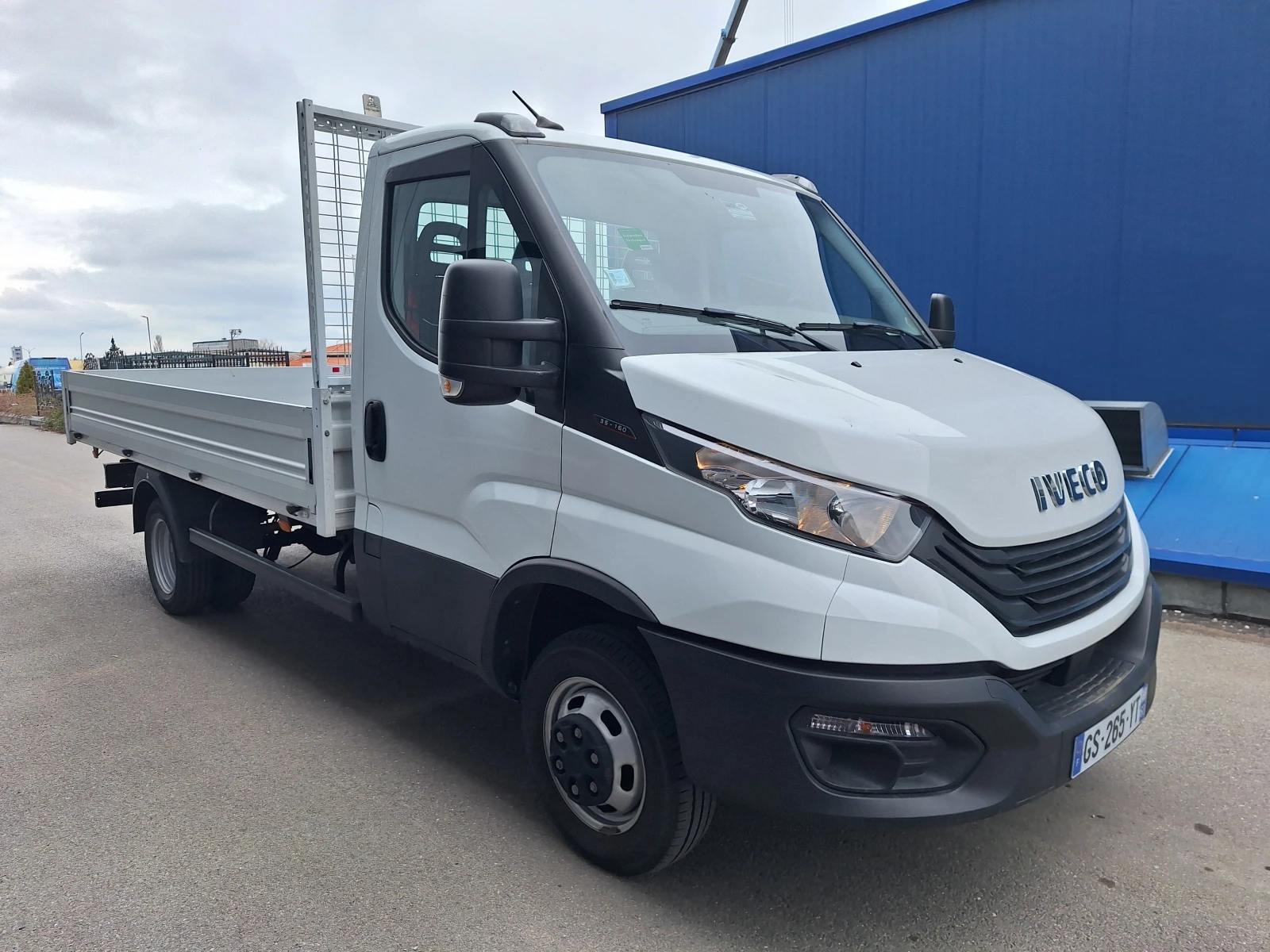 Iveco Daily, снимка 3 - Бусове и автобуси - 54027914