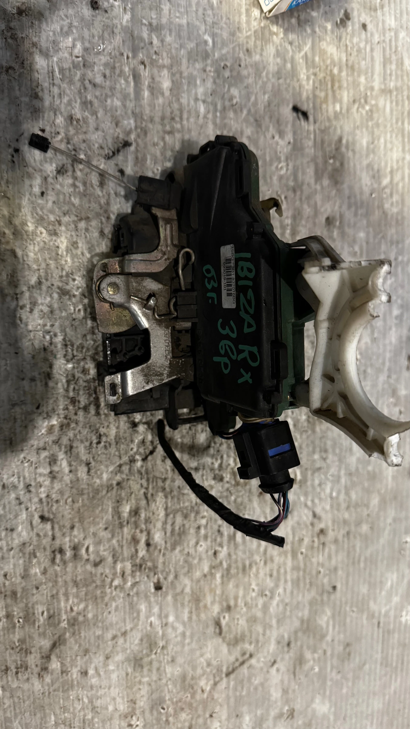 ����� �� ����� �� Seat Ibiza 3B1837016BQ / 993019-101 | Mobile.bg � ����������� 1