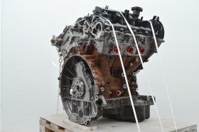 Двигател за Jaguar Land Rover - 3.0D 306DT, снимка 5 - Части - 43976234