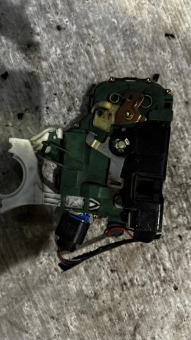 Брава за врата за Seat Ibiza 3B1837016BQ / 993019-101, снимка 2 - Части - 53144299