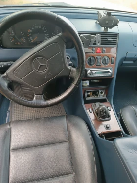 Mercedes-Benz C 250, снимка 4