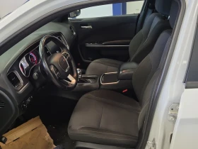 Dodge Charger SXT 3.6 V6 * ПОДГРЕВИ * КАМЕРА * CARFAX * , снимка 5