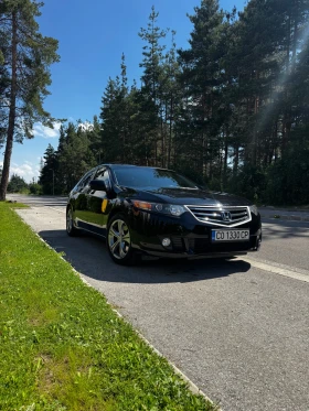 Honda Accord 2.4 Vtec с Газ, снимка 2