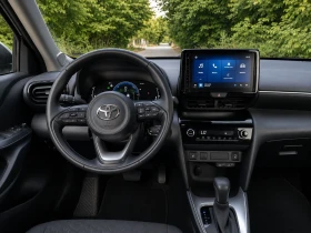 Toyota Yaris Cross Hybrid 1.5 на 1235 км, снимка 9