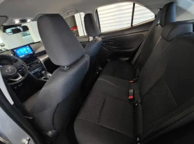 Toyota Yaris Cross Hybrid 1.5 на 1235 км, снимка 10