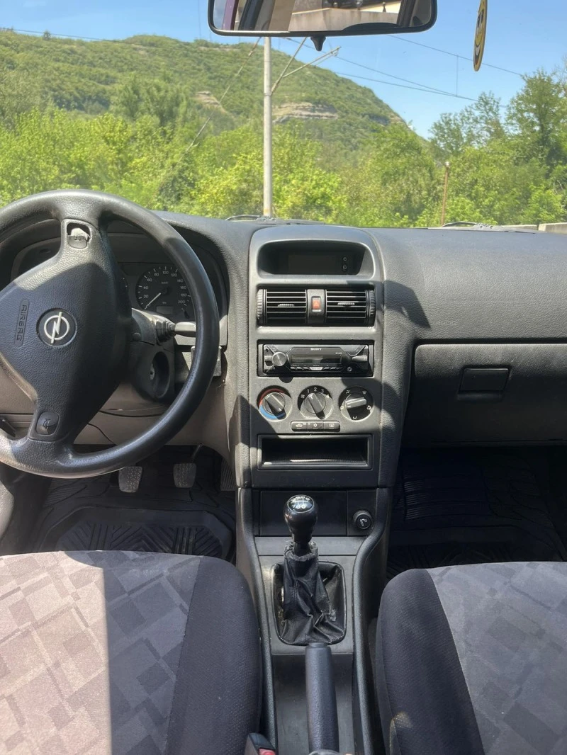 Opel Astra, снимка 11 - Автомобили и джипове - 46801562