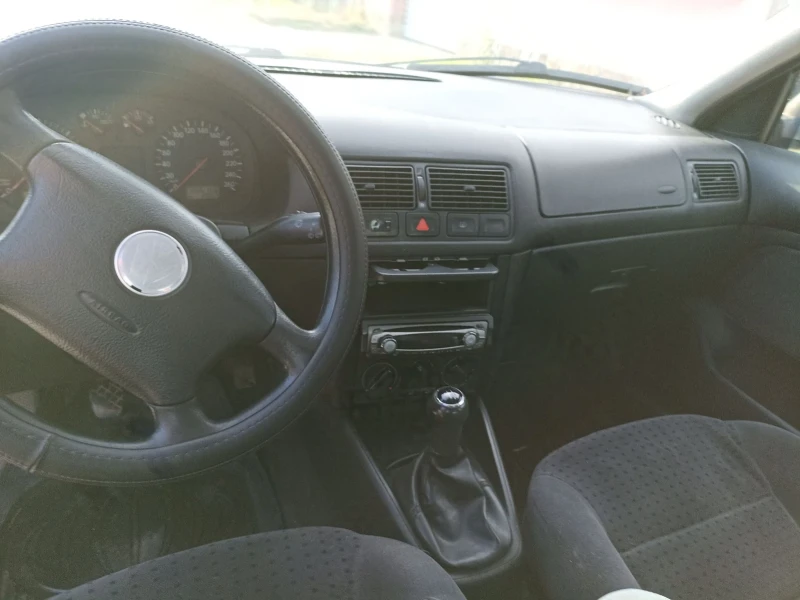 VW Golf 1.6 газ инжекция , снимка 6 - Автомобили и джипове - 47232120