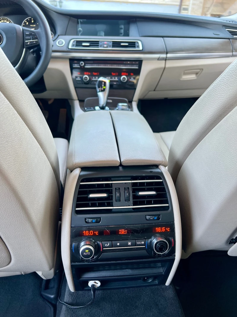 BMW 730 * NAVI * DYNAMIC * , снимка 12 - Автомобили и джипове - 47284308