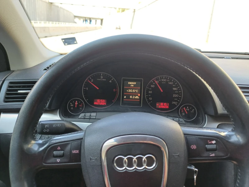 Audi A4 1.9 TDI, снимка 4 - Автомобили и джипове - 47589220