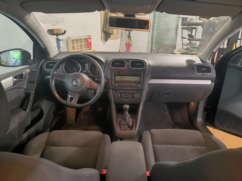 VW Golf 2.0, снимка 9 - Автомобили и джипове - 52765383