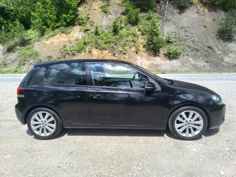 VW Golf 2.0, снимка 6 - Автомобили и джипове - 52765383