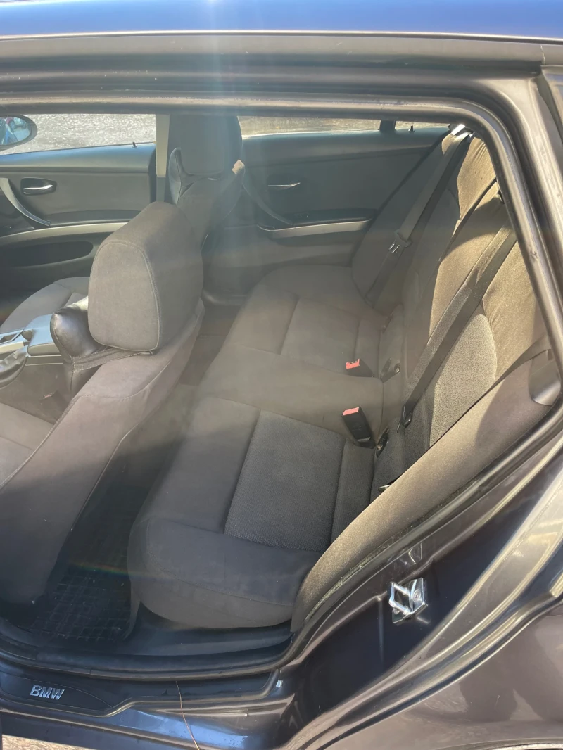 BMW 320, снимка 7 - Автомобили и джипове - 52865103