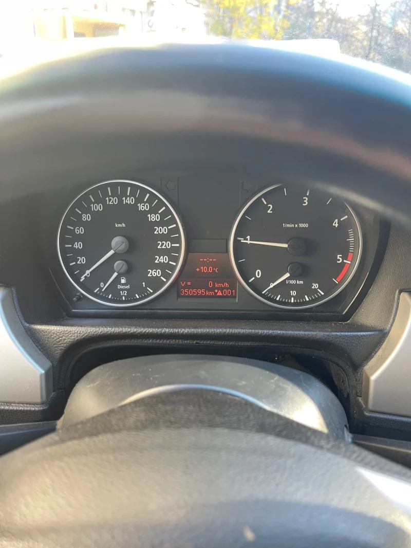 BMW 320, снимка 10 - Автомобили и джипове - 52865103