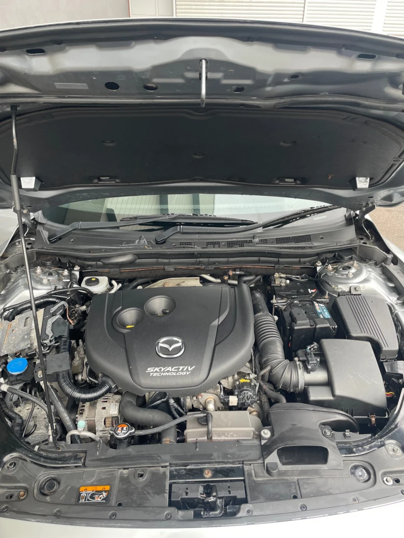 Mazda 6 2.2, снимка 12 - Автомобили и джипове - 53236336