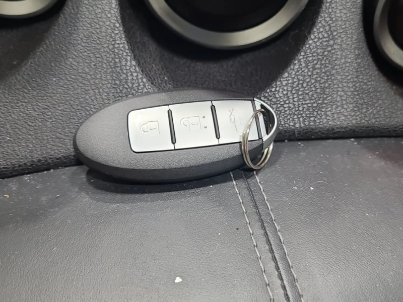 Nissan 370Z * MT * CARFAX * БЕЗ ПЪРВОНАЧАЛНА ВНОСКА, снимка 8 - Автомобили и джипове - 53354298