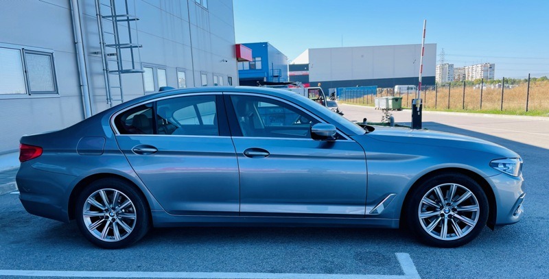 BMW 520 d xDrive Luxury line 73х.км, снимка 5 - Автомобили и джипове - 39461903