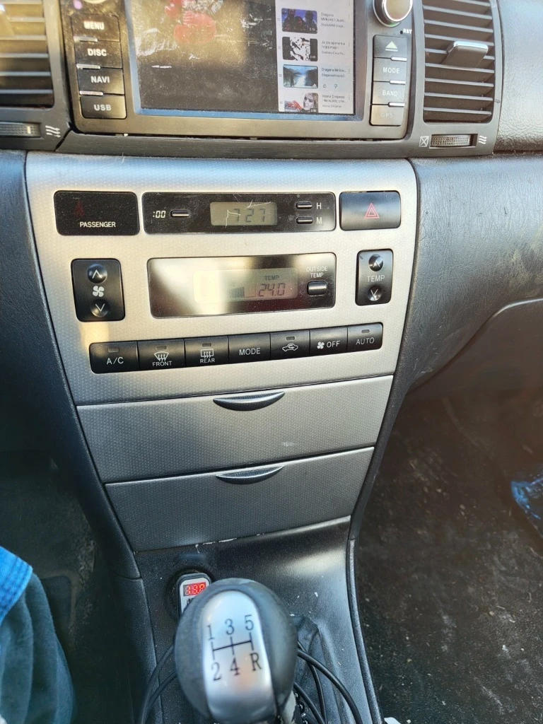 Toyota Corolla  - изображение 2