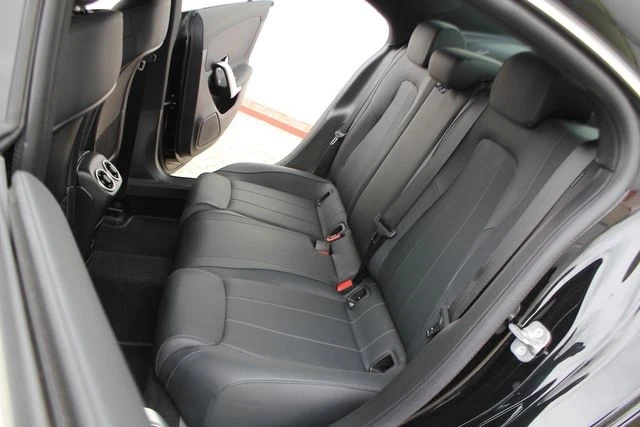 Mercedes-Benz CLA AMG black edition , снимка 14 - Автомобили и джипове - 53247193